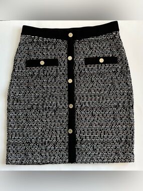 WHBM Pull-On Pencil Skirt